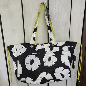 Thirty-One Soft Utility Tote White Poppy
